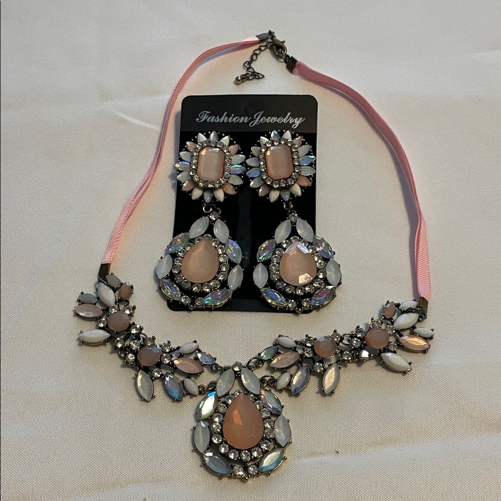 Elegant Pink and Silver Jewelry Set